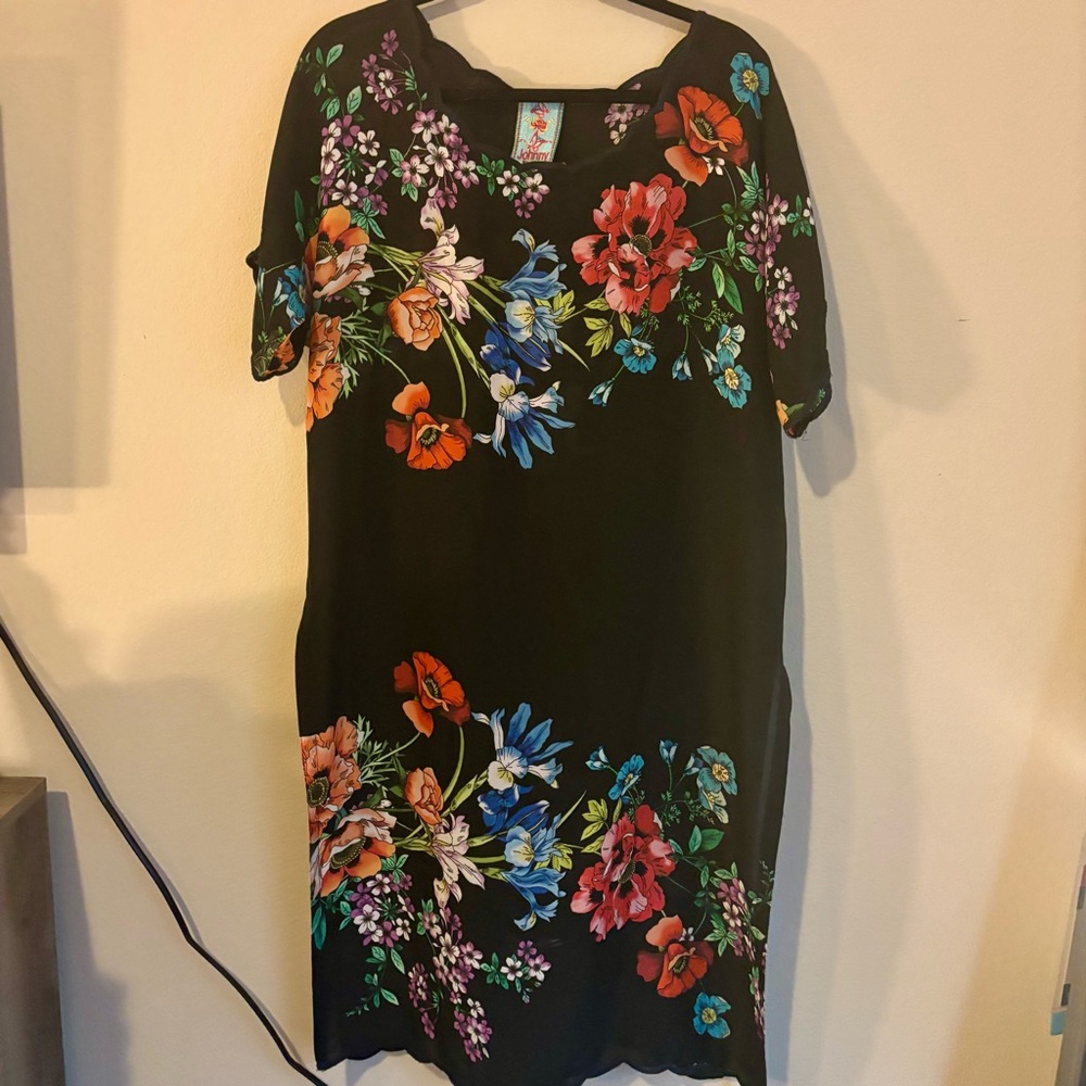 Johnny Was Flower Garden Georgette Dress Black Floral Shift Size M - Picture 2 of 9